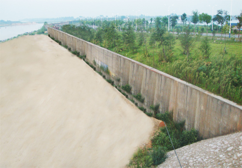 混凝土防洪墙（沿河圩沿1沿2标）